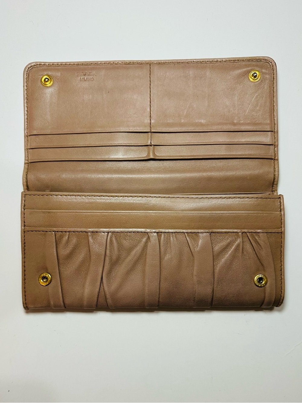 PRADA Beige Gaufre Nappa Leather Long Wallet Gold Logo Continental Wallet - Picture 6 of 16